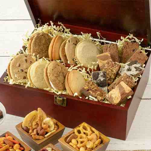 Elegant Snack Hamper-Send Cookies to Delaware