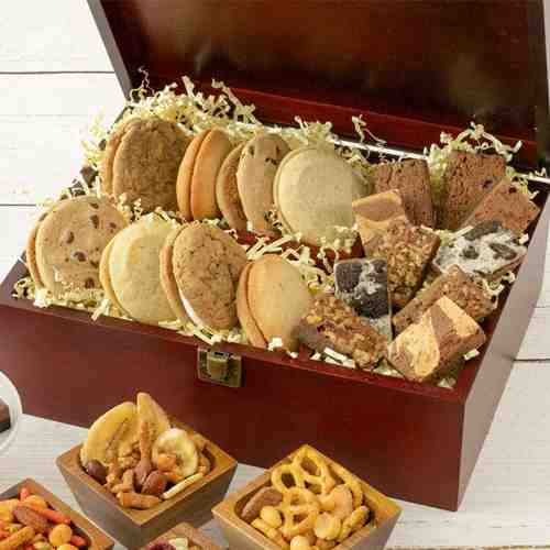 - Send Cookies To Delaware | Elegant Snack Hamper