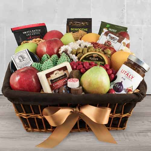 Perfect Edible Hamaper-Sympathy Fruit Baskets Delivery USA