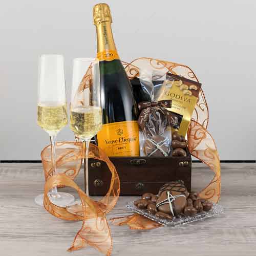 Veuve Clicquot Champagne Hamper-Champagne And Food Basket Delivery Virginia