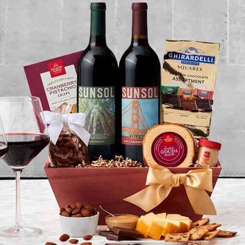 Napa Valley Charm Duet-Holiday Wine Hamper Delivery New York City, USA