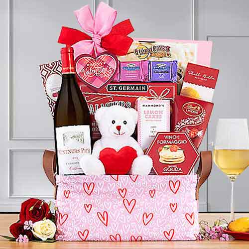 Vday Wine Basket-Valentine Gift For Wife