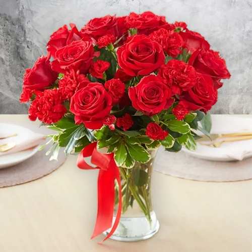 - Valentine Day Red Flower Bouquet Delivery | Endless Love Blossoms