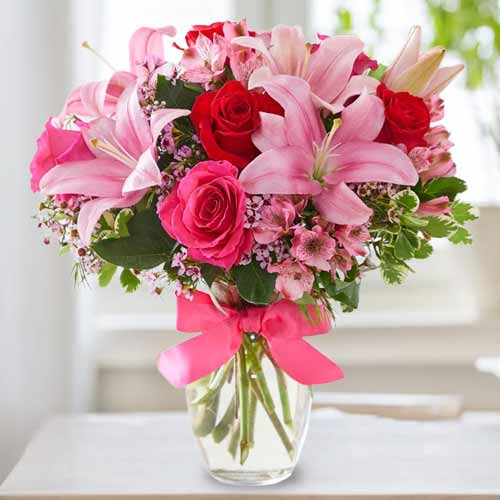 Send Pink Lilies & Rose Vase Bouquet For Mother’s Day | Elegant Flower Bouquet For Mom