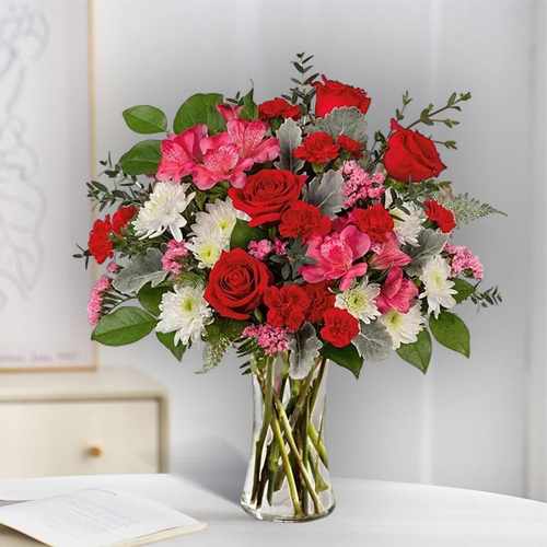 Jewel Toned Love – Elegant Red & Pink Floral Arrangement In The USA | Rosy Daydream Floral Arrangement