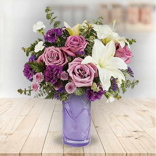 Lavender Moonlight – Elegant Lavender Roses & Lilies In The USA | Purple And White Petal Symphony