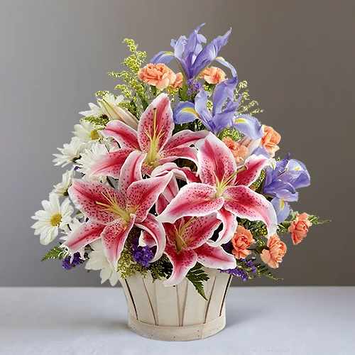 From The Heart Sympathy Basket – A Meaningful Expression Of Love And Comfort | Peaceful Sympathy Arrangement