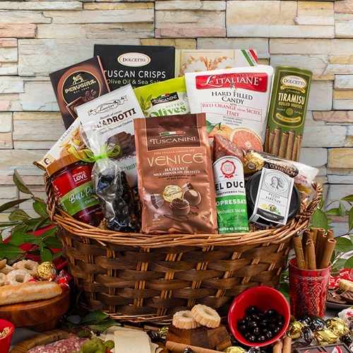 La Dolce Vita Italian Gourmet Gift Basket – A Taste Of Italy’s Finest | La Dolce Vita Food Lovers Basket