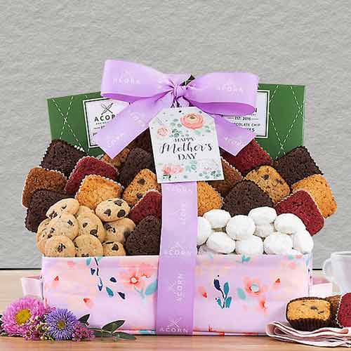- Gourmet Baked Treat Baskets For Mother's Day | Mom Gourmet Surprise